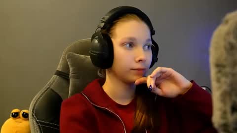 Alice online show from January 11, 3:17 pm