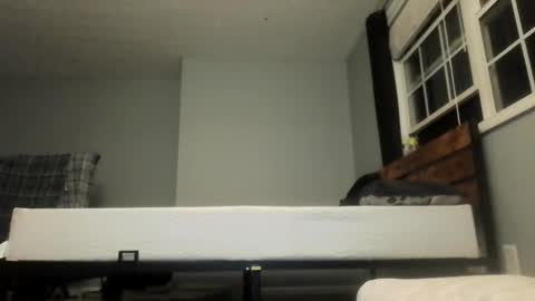 brandon255225 online show from April 16, 9:32 am