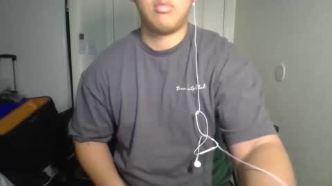 Snapshot of brandonsf1234340456 chatting on February 12, 3:34 am brandonsf1234340456 online show from February 12, 3:34 am