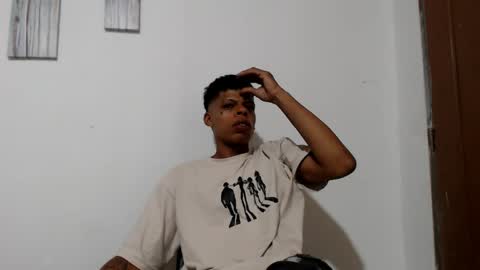 Snapshot of brandonstond chatting on June 3, 3:53 am Brandon online show from June 3, 3:53 am
