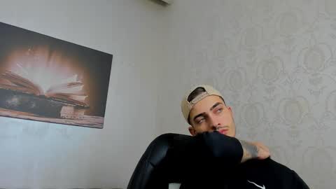 BrandonTateX online show from October 15, 7:08 am