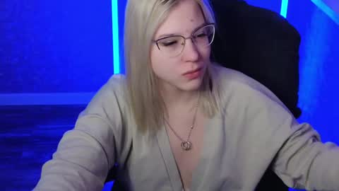 Belle  online show from January 12, 2:24 am