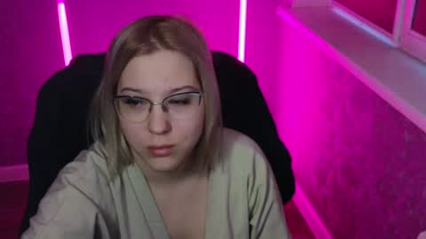 Belle  online show from January 20, 3:15 am