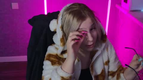 Belle  online show from January 29, 3:33 am