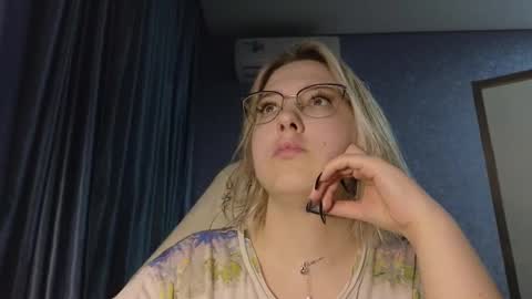 Belle  online show from November 9, 12:25 pm