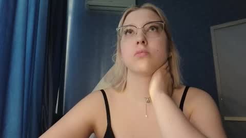 Belle  online show from November 13, 8:46 am