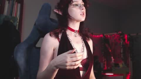 Aurorabut ur dad just calls me Rory online show from December 11, 5:26 pm