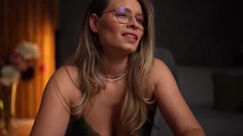 Alex online show from October 15, 4:34 am