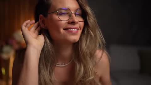 Alex online show from November 23, 5:07 am