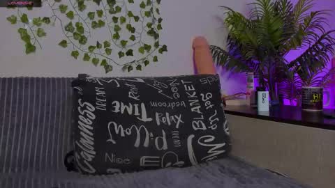 Johny Bravo online show from November 21, 11:31 am