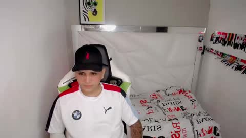 Snapshot of brayan_lopezz chatting on May 8, 3:45 am BRAYAN online show from May 8, 3:45 am