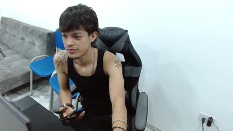 brayan_oconer08 online show from October 25, 2:19 am