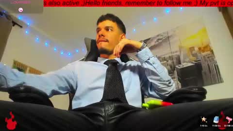 Snapshot of brayhambrown chatting on September 13, 10:53 pm brayhambrown online show from September 13, 10:53 pm