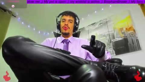 Snapshot of brayhambrown chatting on October 29, 6:15 am brayhambrown online show from October 29, 6:15 am