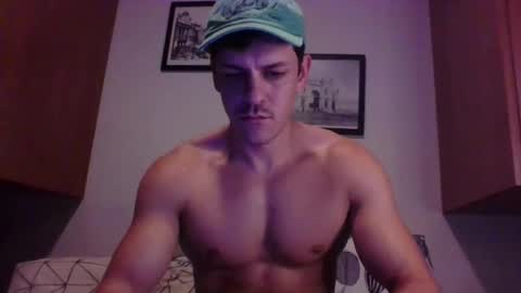 braziliangoodboy online show from February 2, 10:19 pm