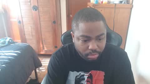 Snapshot of breadw1nnah chatting on December 6, 7:23 pm Breadw1nnah online show from December 6, 7:23 pm