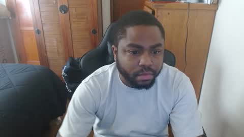 Snapshot of breadw1nnah chatting on January 2, 8:35 pm Breadw1nnah online show from January 2, 8:35 pm