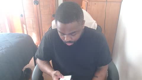 Snapshot of breadw1nnah chatting on February 23, 6:56 pm Breadw1nnah online show from February 23, 6:56 pm