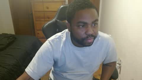 Snapshot of breadw1nnah chatting on October 15, 7:08 am Breadw1nnah online show from October 15, 7:08 am