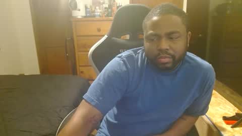 Snapshot of breadw1nnah chatting on February 3, 7:35 am Breadw1nnah online show from February 3, 7:35 am