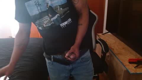 Snapshot of breadw1nnah chatting on February 25, 6:39 pm Breadw1nnah online show from February 25, 6:39 pm