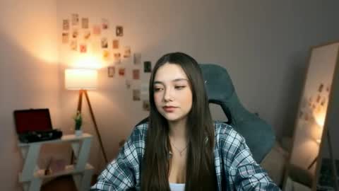 Rachel online show from March 18, 7:50 pm