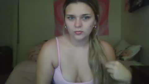 breebabexoxo online show from June 12, 4:44 am