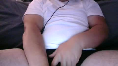 breed_u_ online show from July 1, 6:37 am