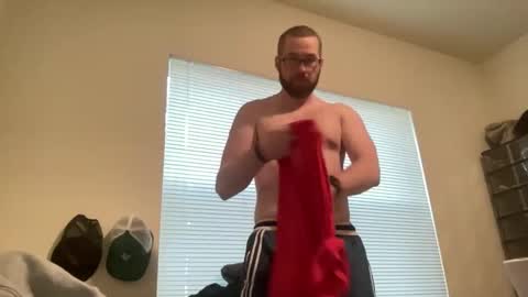 breezydoesit95 online show from January 12, 5:29 pm