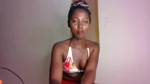 breelia online show from January 6, 7:45 pm