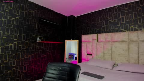 Brenda online show from January 18, 11:43 am