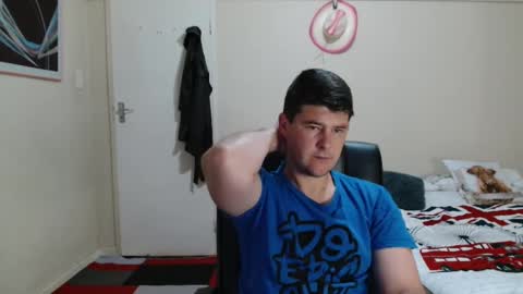 ask me lol online show from February 11, 3:00 am