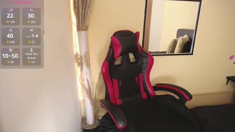 Brenda online show from September 10, 7:25 pm