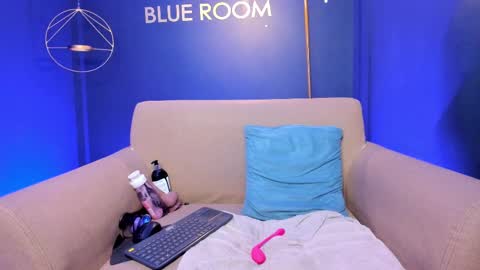 Snapshot of brennastone chatting on February 28, 6:20 pm      online show from February 28, 6:20 pm