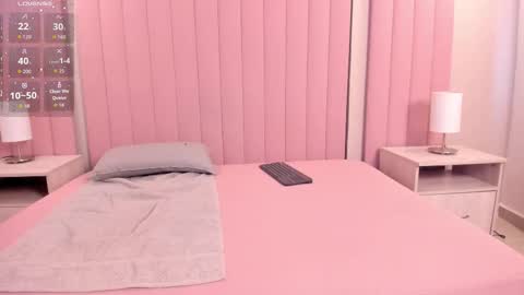      online show from February 5, 12:21 pm