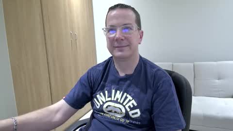 Snapshot of brettdj chatting on September 23, 3:37 pm Brett online show from September 23, 3:37 pm