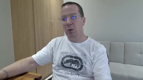 Brett online show from February 4, 3:07 pm