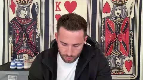 Brett Mycles online show from November 5, 4:07 pm