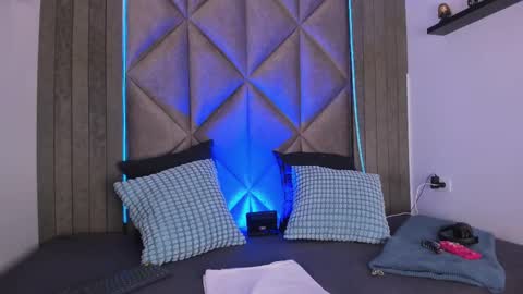 B R I A  online show from September 23, 2:36 am