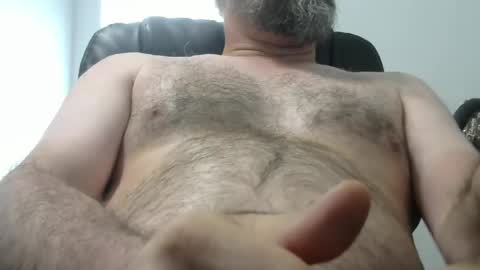 brian871001 online show from April 19, 3:22 pm