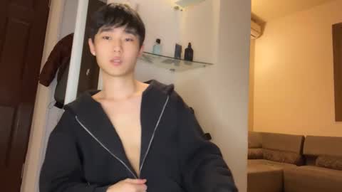 Brian boy online show from November 26, 3:13 pm