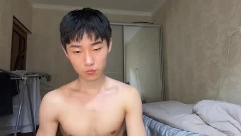 Snapshot of brian_stars chatting on May 13, 7:00 pm Brian boy online show from May 13, 7:00 pm
