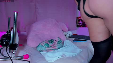 briana11_ online show from December 3, 1:19 am