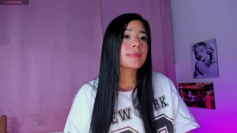 briana11_ online show from April 30, 12:06 am