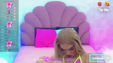 BRIANA online show from December 21, 8:18 am