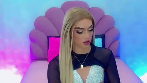 BRIANA online show from January 5, 1:26 pm