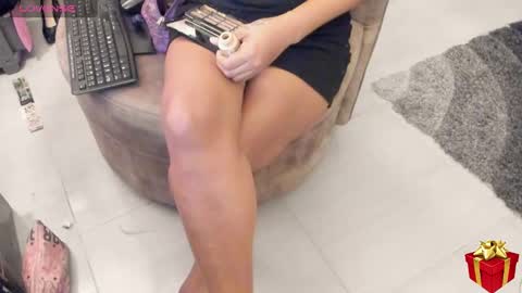 briana online show from December 23, 12:08 pm