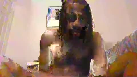 Snapshot of brianforev05 chatting on March 4, 11:00 pm brianforev05 online show from March 4, 11:00 pm