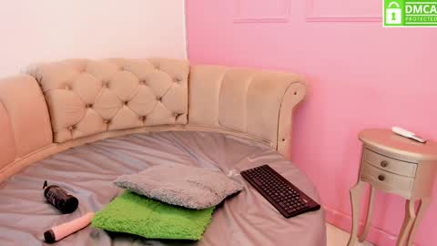 Brianna  online show from December 31, 1:08 pm