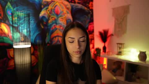 Snapshot of briar_rose18 chatting on January 23, 2:28 pm Briar Rose online show from January 23, 2:28 pm